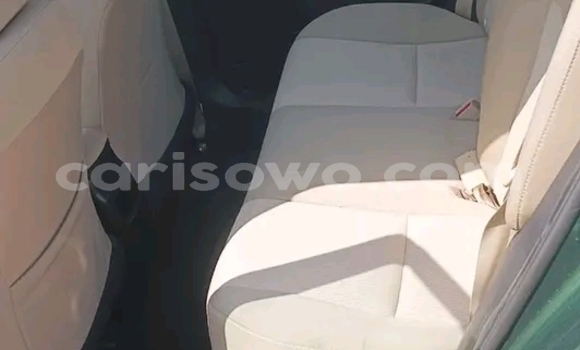 Acheter Occasion Voiture Toyota Corolla Vert à Cotonou, Benin Acheter Occasion Voiture Toyota Corolla Vert à Cotonou, Benin