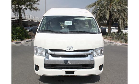 Sayi Imported Toyota Hiace White Mota in Import - Dubai a Benin Sayi Imported Toyota Hiace White Mota in Import - Dubai a Benin
