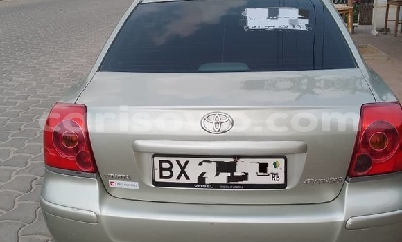 Acheter Occasion Voiture Toyota Avensis Gris à Cotonou, Benin Acheter Occasion Voiture Toyota Avensis Gris à Cotonou, Benin
