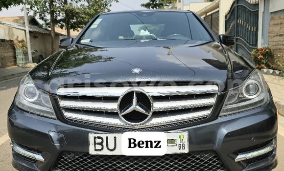 Acheter Occasion Voiture Mercedes-Benz C-Classe Gris à Cotonou, Benin