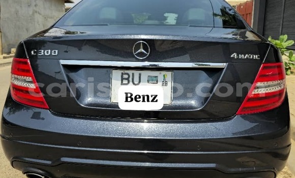 Ra Àlòkù Mercedes-Benz C-Classe Silver Ọkọ̀ in Cotonou ni Benin Ra Àlòkù Mercedes-Benz C-Classe Silver Ọkọ̀ in Cotonou ni Benin