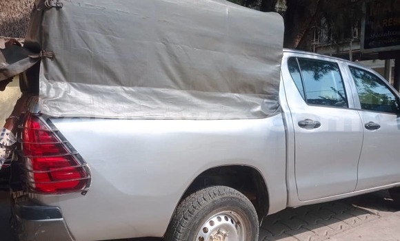 Sayi Na hannu Toyota Hilux Sauran Mota in Cotonou a Benin Sayi Na hannu Toyota Hilux Sauran Mota in Cotonou a Benin