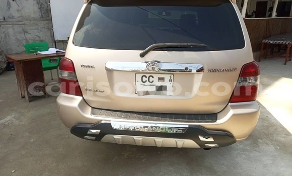 Ra Àlòkù Toyota Highlander Alagara Ọkọ̀ in Cotonou ni Benin Ra Àlòkù Toyota Highlander Alagara Ọkọ̀ in Cotonou ni Benin