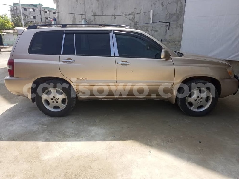 Big with watermark toyota highlander benin cotonou 22487