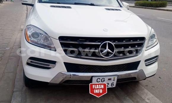 Acheter Occasion Voiture Mercedes-Benz ML–Class Blanc à Cotonou, Benin