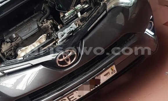 Acheter Occasion Voiture Toyota RAV4 Gris à Cotonou, Benin Acheter Occasion Voiture Toyota RAV4 Gris à Cotonou, Benin