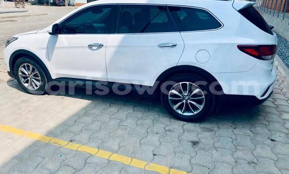 Buy Used Hyundai Santa Fe White Car in Cotonou in Benign Buy Used Hyundai Santa Fe White Car in Cotonou in Benign