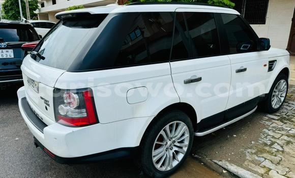 Sayi Na hannu Range Rover Range Rover White Mota in Cotonou a Benin Sayi Na hannu Range Rover Range Rover White Mota in Cotonou a Benin