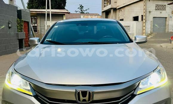 Acheter Occasion Voiture Honda Accord Beige à Cotonou, Benin Acheter Occasion Voiture Honda Accord Beige à Cotonou, Benin