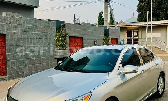 Acheter Occasion Voiture Honda Accord Beige à Cotonou, Benin Acheter Occasion Voiture Honda Accord Beige à Cotonou, Benin