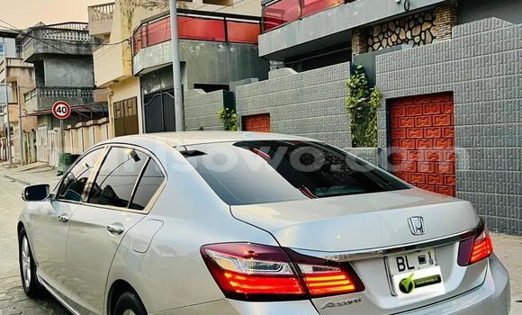 Acheter Occasion Voiture Honda Accord Beige à Cotonou, Benin Acheter Occasion Voiture Honda Accord Beige à Cotonou, Benin