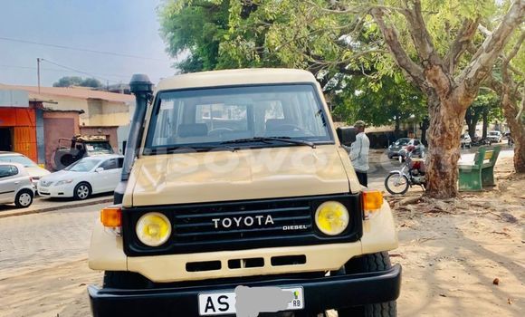 Ra Àlòkù Toyota Land Cruiser Alagara Ọkọ̀ in Cotonou ni Benin