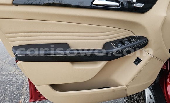 Acheter Import Voiture Mercedes-Benz GLE Rouge à Cotonou, Benin Acheter Import Voiture Mercedes-Benz GLE Rouge à Cotonou, Benin