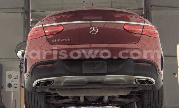 Acheter Import Voiture Mercedes-Benz GLE Rouge à Cotonou, Benin Acheter Import Voiture Mercedes-Benz GLE Rouge à Cotonou, Benin