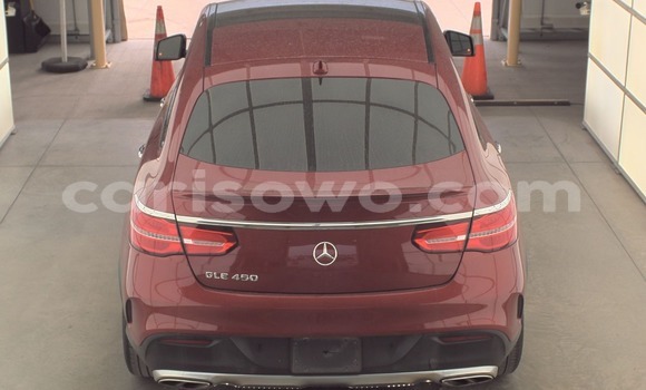 Acheter Import Voiture Mercedes-Benz GLE Rouge à Cotonou, Benin Acheter Import Voiture Mercedes-Benz GLE Rouge à Cotonou, Benin
