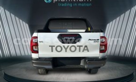 Acheter Occasion Voiture Toyota Hilux Blanc à Abomey Calavi, Benin Acheter Occasion Voiture Toyota Hilux Blanc à Abomey Calavi, Benin