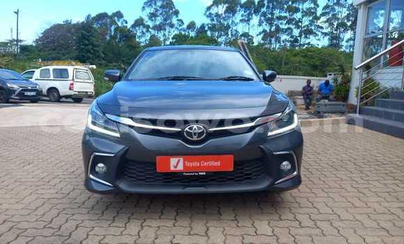 Sayi Na hannu Toyota Starlet Blue Mota in Porto Novo a Benin Sayi Na hannu Toyota Starlet Blue Mota in Porto Novo a Benin
