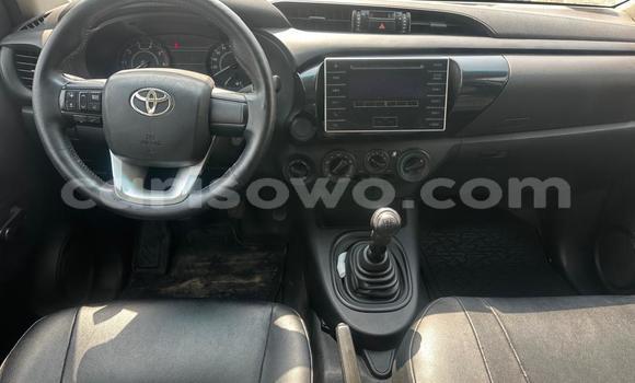 Buy Used Toyota Hilux Silver Car in Cotonou in Benign Buy Used Toyota Hilux Silver Car in Cotonou in Benign