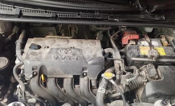 Ra Àlòkù Toyota Yaris Silver Ọkọ̀ in Cotonou ni Benin Ra Àlòkù Toyota Yaris Silver Ọkọ̀ in Cotonou ni Benin