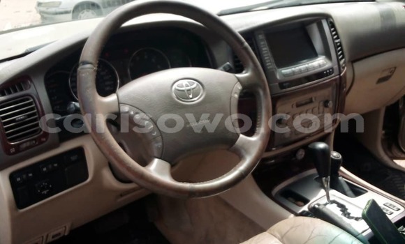 Acheter Occasion Voiture Toyota Land Cruiser Gris à Cotonou, Benin Acheter Occasion Voiture Toyota Land Cruiser Gris à Cotonou, Benin