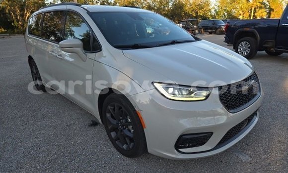 Sayi Na hannu Chrysler Pacifica White Mota in Porto Novo a Benin Sayi Na hannu Chrysler Pacifica White Mota in Porto Novo a Benin