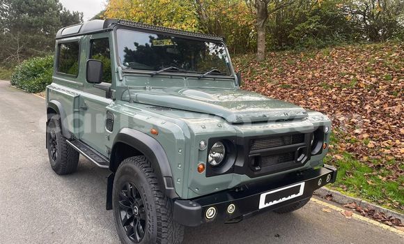 Buy Used Land Rover Defender Green Car in Porto Novo in Benign