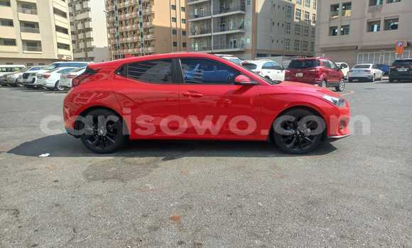 Sayi Na hannu Hyundai Veloster Red Mota in Porto Novo a Benin Sayi Na hannu Hyundai Veloster Red Mota in Porto Novo a Benin