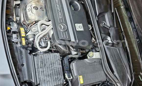 Ra Àlòkù Mercedes-Benz CLA-klasse Black Ọkọ̀ in Cotonou ni Benin Ra Àlòkù Mercedes-Benz CLA-klasse Black Ọkọ̀ in Cotonou ni Benin
