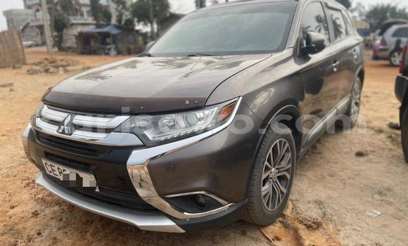 Sayi Na hannu Mitsubishi Outlander Azurfa Mota in Cotonou a Benin Sayi Na hannu Mitsubishi Outlander Azurfa Mota in Cotonou a Benin