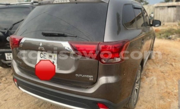 Acheter Occasion Voiture Mitsubishi Outlander Autre à Abomey Calavi, Benin Acheter Occasion Voiture Mitsubishi Outlander Autre à Abomey Calavi, Benin