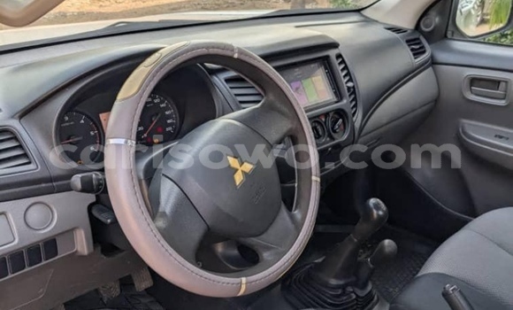 Buy Used Mitsubishi Space Wagon White Car in Abomey Calavi in Benign Buy Used Mitsubishi Space Wagon White Car in Abomey Calavi in Benign