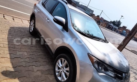 Sayi Na hannu Toyota RAV4 Azurfa Mota in Abomey Calavi a Benin
