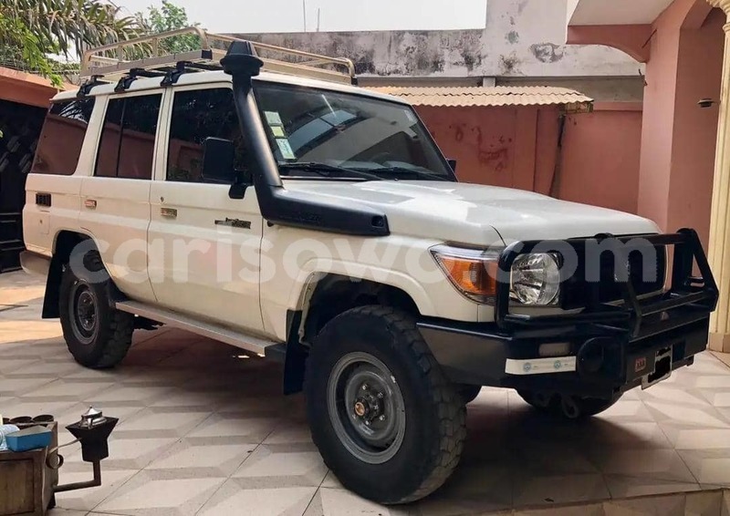 Big with watermark toyota land cruiser benin cotonou 22575