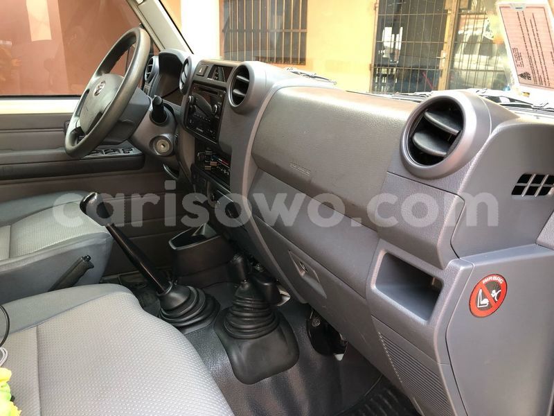 Big with watermark toyota land cruiser benin cotonou 22575