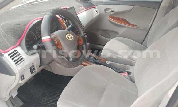 Sayi Na hannu Toyota Corolla Blue Mota in Cotonou a Benin Sayi Na hannu Toyota Corolla Blue Mota in Cotonou a Benin