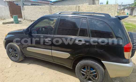 Ra Àlòkù Toyota RAV4 Black Ọkọ̀ in Cotonou ni Benin Ra Àlòkù Toyota RAV4 Black Ọkọ̀ in Cotonou ni Benin