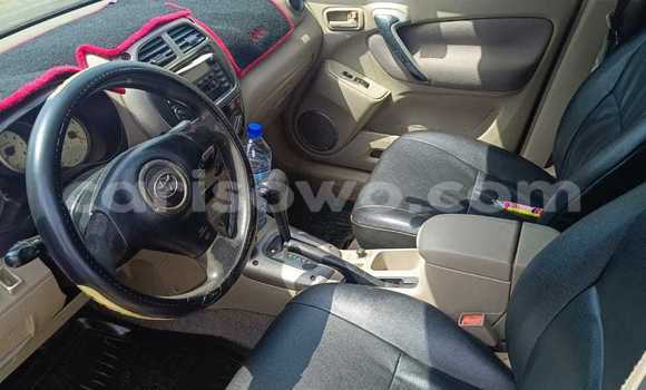 Ra Àlòkù Toyota RAV4 Black Ọkọ̀ in Cotonou ni Benin Ra Àlòkù Toyota RAV4 Black Ọkọ̀ in Cotonou ni Benin