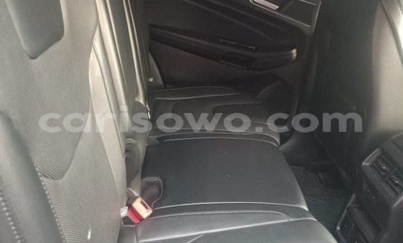 Acheter Occasion Voiture Ford Edge Noir à Cotonou, Benin Acheter Occasion Voiture Ford Edge Noir à Cotonou, Benin