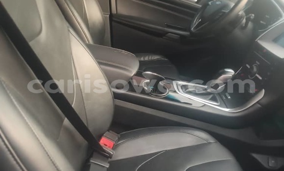 Acheter Occasion Voiture Ford Edge Noir à Cotonou, Benin Acheter Occasion Voiture Ford Edge Noir à Cotonou, Benin