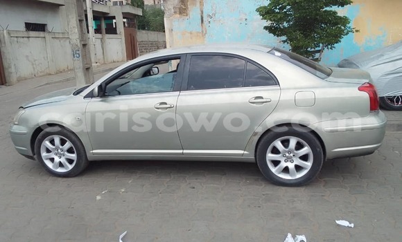 Acheter Occasion Voiture Toyota Avensis Gris à Cotonou, Benin Acheter Occasion Voiture Toyota Avensis Gris à Cotonou, Benin
