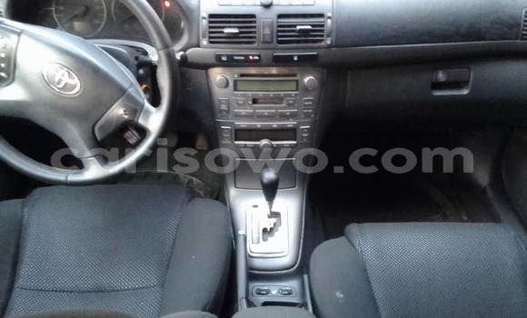 Acheter Occasion Voiture Toyota Avensis Gris à Cotonou, Benin Acheter Occasion Voiture Toyota Avensis Gris à Cotonou, Benin