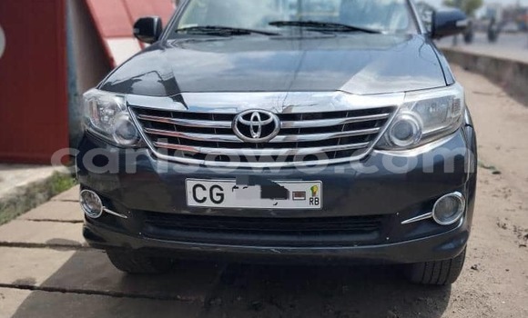 Ra Àlòkù Toyota Fortuner Black Ọkọ̀ in Cotonou ni Benin Ra Àlòkù Toyota Fortuner Black Ọkọ̀ in Cotonou ni Benin