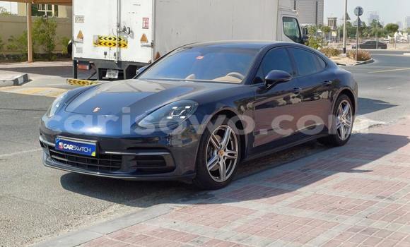Ra Àlòkù Porsche Panamera Blue Ọkọ̀ in Porto Novo ni Benin