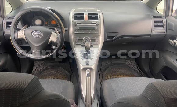 Ra Àlòkù Toyota Auris Miiran Ọkọ̀ in Cotonou ni Benin Ra Àlòkù Toyota Auris Miiran Ọkọ̀ in Cotonou ni Benin