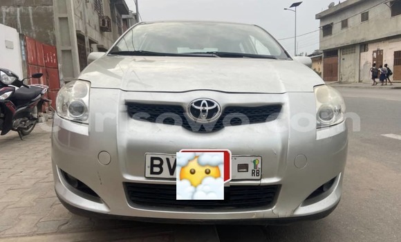 Ra Àlòkù Toyota Auris Miiran Ọkọ̀ in Cotonou ni Benin Ra Àlòkù Toyota Auris Miiran Ọkọ̀ in Cotonou ni Benin