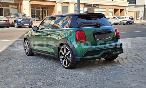 Sayi Na hannu MINI Cooper Azurfa Mota in Porto Novo a Benin Sayi Na hannu MINI Cooper Azurfa Mota in Porto Novo a Benin