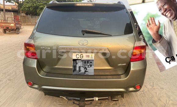 Acheter Occasion Voiture Toyota Highlander Gris à Cotonou, Benin Acheter Occasion Voiture Toyota Highlander Gris à Cotonou, Benin