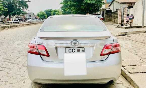 Ra Àlòkù Toyota Camry Silver Ọkọ̀ in Cotonou ni Benin
