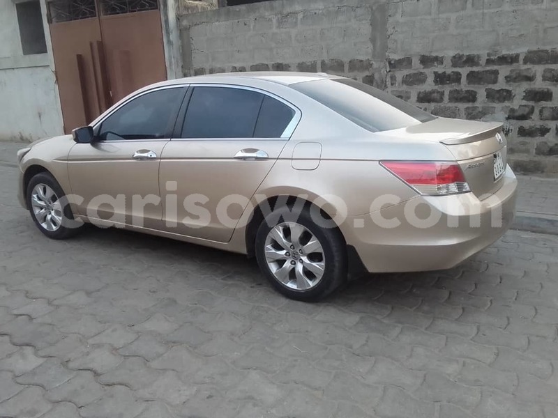 Big with watermark honda accord benin cotonou 22617