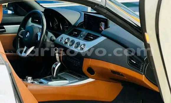 Acheter Occasion Voiture BMW Z4 Blanc à Cotonou, Benin Acheter Occasion Voiture BMW Z4 Blanc à Cotonou, Benin